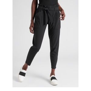 Athleta Skyline Pant, Black Featherweight